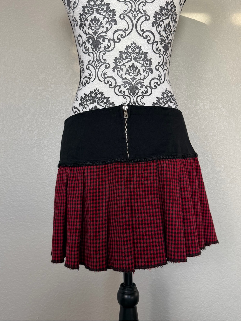 Tripp nyc gingham mini skirt - Picture 2 of 3